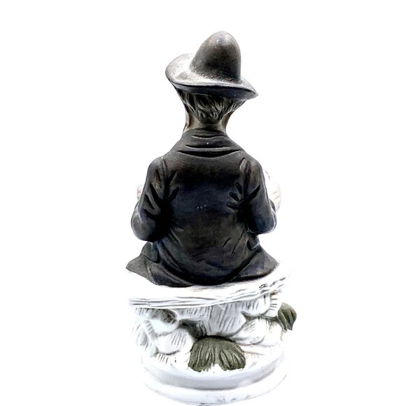 Vintage Bisque Figurine Of Old Man With Pipe Hat Reading Book Sitting on Bench - Picture 5 of 11